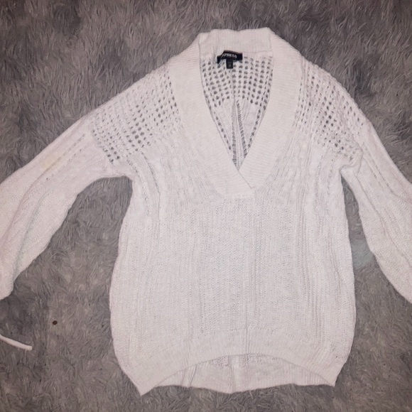Express Sweaters - ♡ Express White V-Neck Sweater